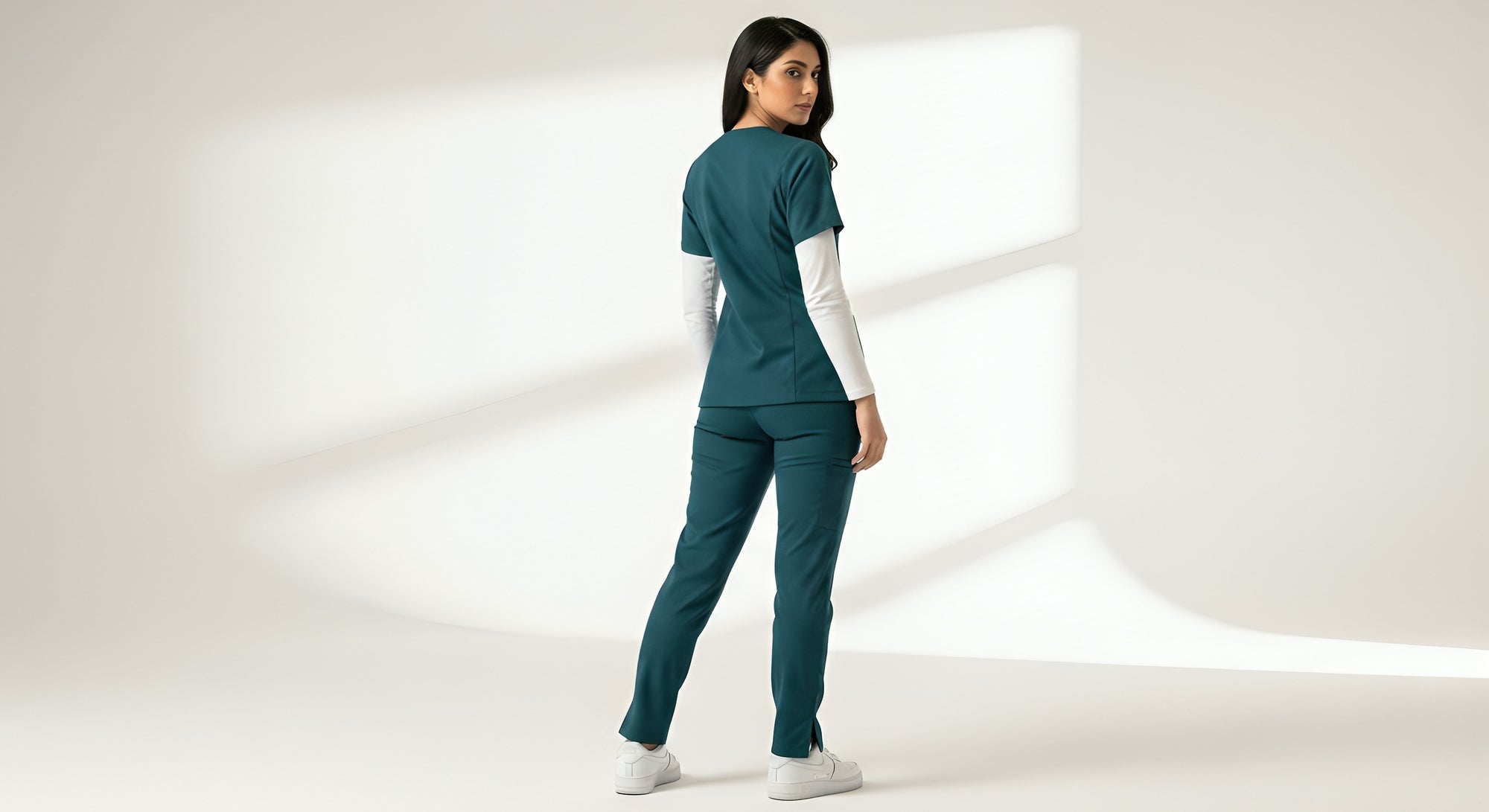 V-Neck Medical Set